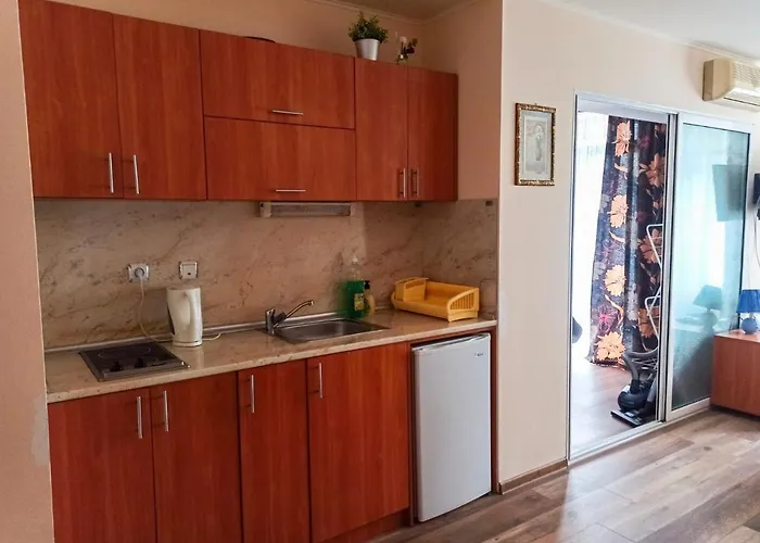 Rainbow 1 Complex Apartmanhotel 3*