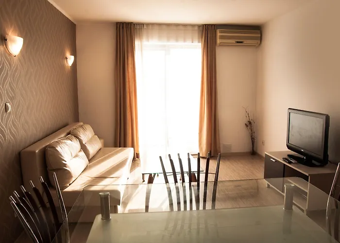 Rainbow 1 Complex 3* Napospart