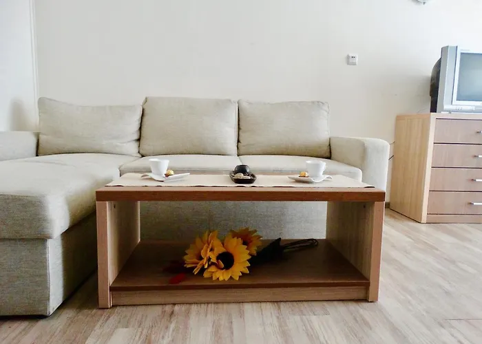 Rainbow 1 Complex Apartmanhotel Napospart