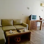 Rainbow 1 Complex Апартхотел 3*