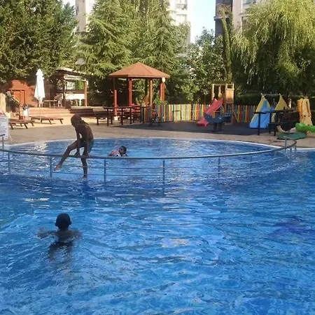 Lägenhetshotell Rainbow 1 Complex Slăntjev Brjag