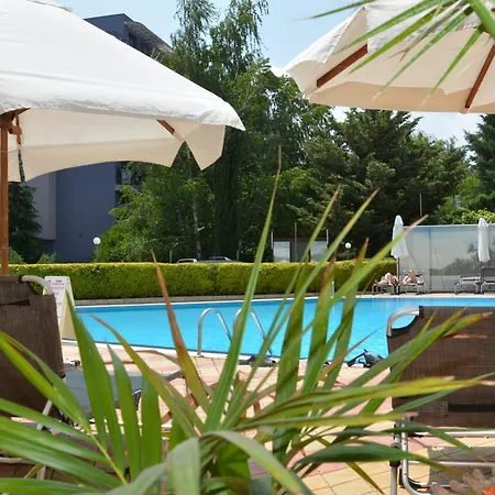 Rainbow 1 Complex Apart Otel 3*