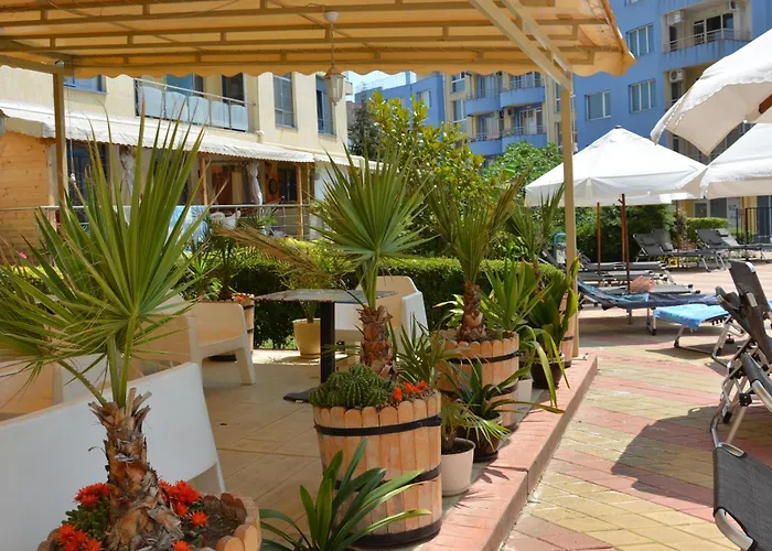 Rainbow 1 Complex 3*