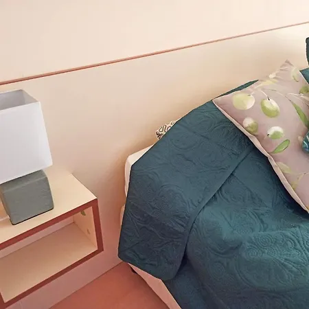 Rainbow 1 Complex Apartmanhotel 3*