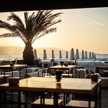 Rainbow 1 Complex Napospart