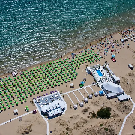 Rainbow 1 Complex Napospart