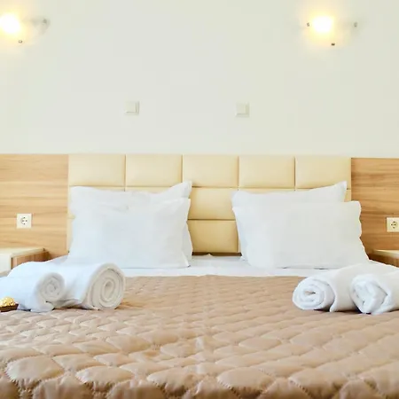 Rainbow 1 Complex Apartmanhotel 3*