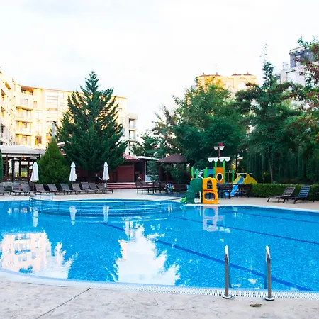 Rainbow 1 Complex Apartmanhotel Napospart