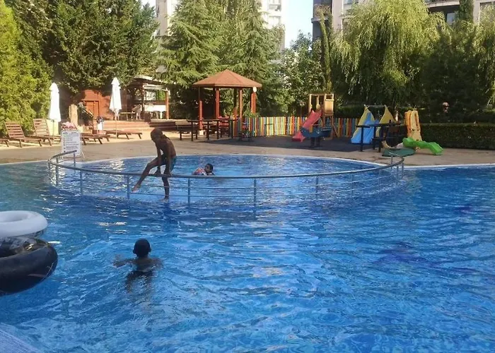 Апарт-готель Rainbow 1 Complex Сонячний Берег