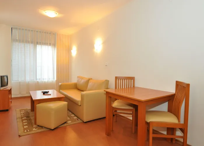 Rainbow 1 Complex Сонячний Берег