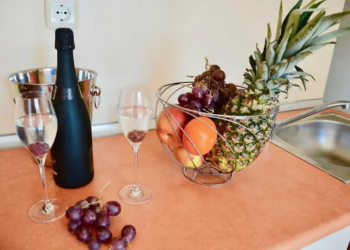 Апарт-готель Rainbow 1 Complex Сонячний Берег