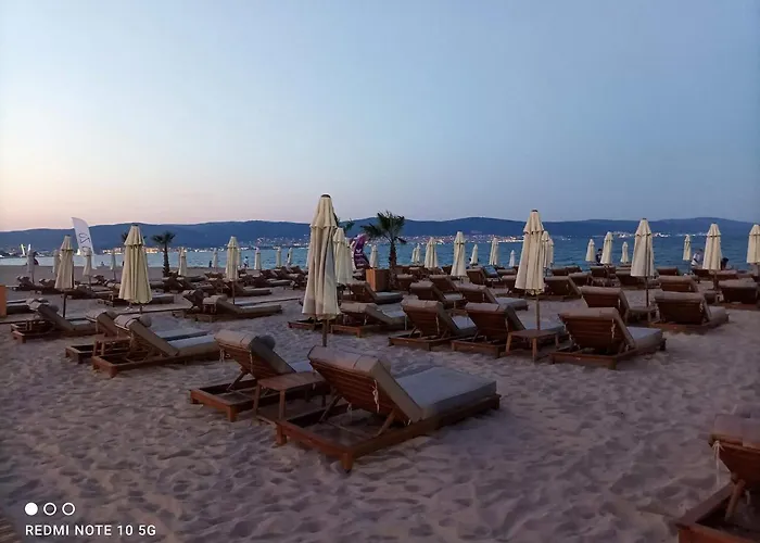 Rainbow 1 Complex 3* Slantchev Briag