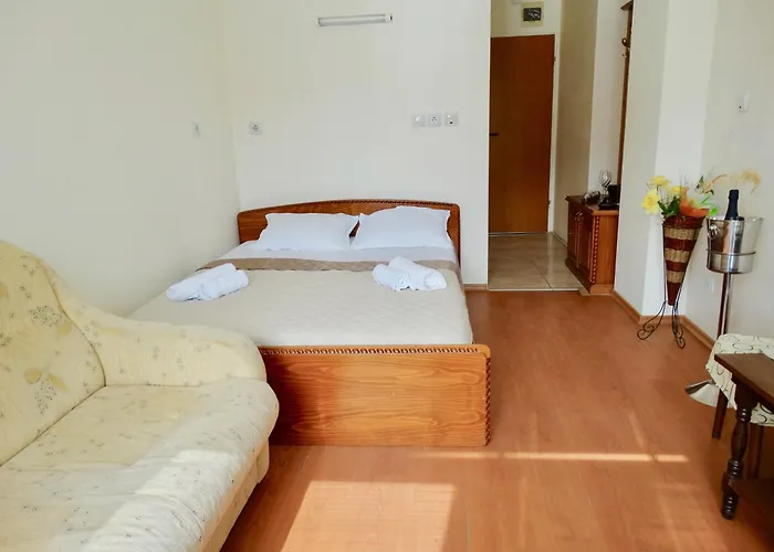 Appart hôtel Rainbow 1 Complex 3*