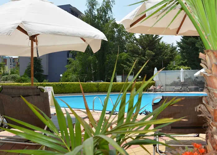 Rainbow 1 Complex Appart hôtel 3*