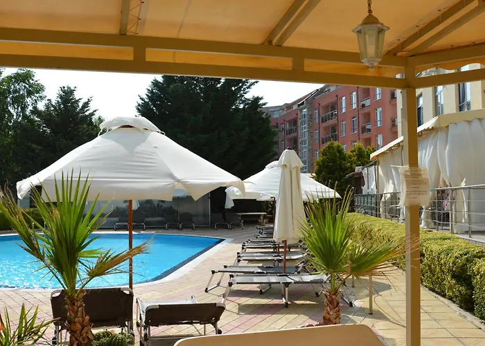 Rainbow 1 Complex 3*